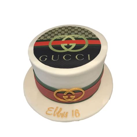 Gâteau d'Anniversaire Gucci: Élégance, Saveurs Exquises, 